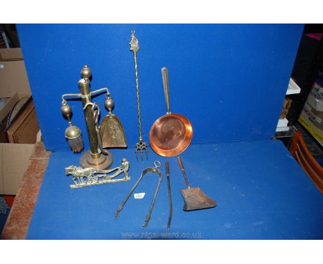 A quantity of Brass and Copper including companion set, toasting fork, copper pan, etc.