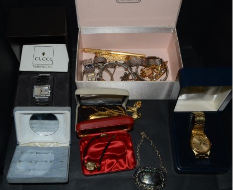 Costume Jewellery and Watches - a Gucci lady's wristwatch, diamond bezel, boxed; others Accurist, Timex, etc; Sphinx bangle; 