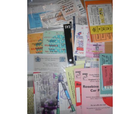 Various Ticket Collection: With Football, Rugby Union, Speedway, Cricket and other sports. C/W 51 tickets for Pop Rock and Th