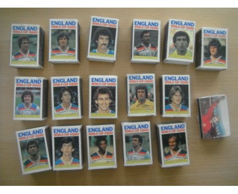 England World Cup 1982 Match Box Collection: Full set of 16 empty match boxes depicting England players in the iconic footbal