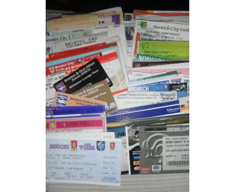 Football Ticket Collection: From the 80s onwards covering most clubs from Englands four top divisions outside London and in g