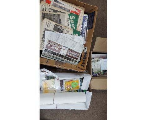 Sports Memorabilia Boxes: Football magazines include Soccer Star, Sport Express, Sport + others. 4 folders of swimming + divi