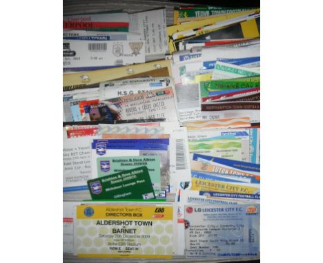 Football Ticket Collection: From the 80s onwards covering most clubs from Englands four divisions outside London and in good 