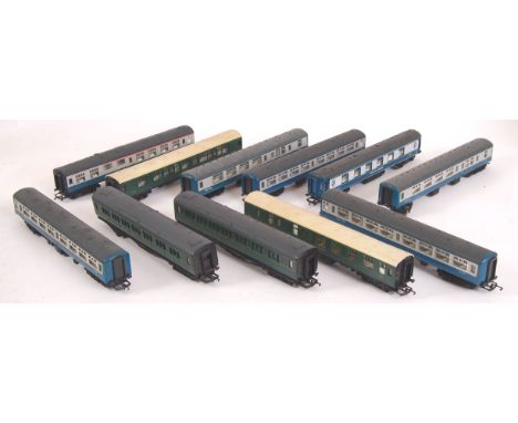 A collection of 12x assorted 00 gauge railway trainset carriages - mostly InterCity - to include; Triang Hornby, Hornby, Gold