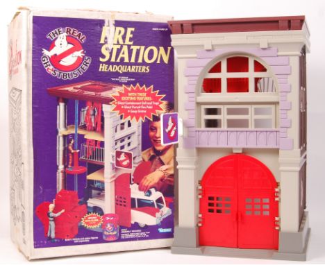 An original vintage Kenner made ' The Real Ghostbusters ' ' Fire Station Headquarters ' action figure playset. 100% complete 