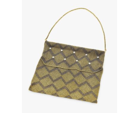   Abendtasche mit Diamanten  Abendtasche mit Diamanten   Wohl Schweiz, um 1925-1930       Gelbgold 14 K (585/-) gestempelt. P
