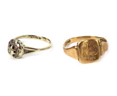 Two 9ct gold dress rings, comprising a 9ct gold signet ring with square panel bearing initials DE, ring size Q, and a 9ct gol