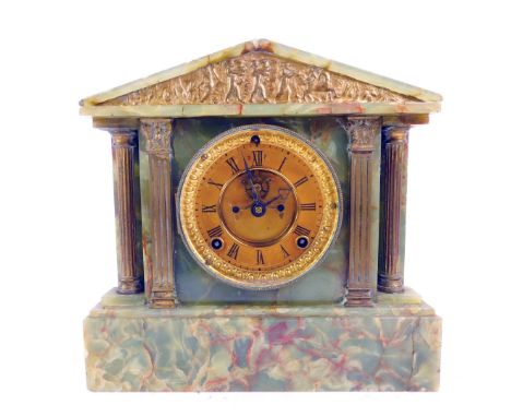 A 19thC green onyx and gilt metal mantel clock, the brass Roman numeric dial with brass chapter ring, eight day movement, the