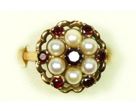 A 9ct gold garnet and cultured pearl cluster ring, N 1/2, 5.2gm 