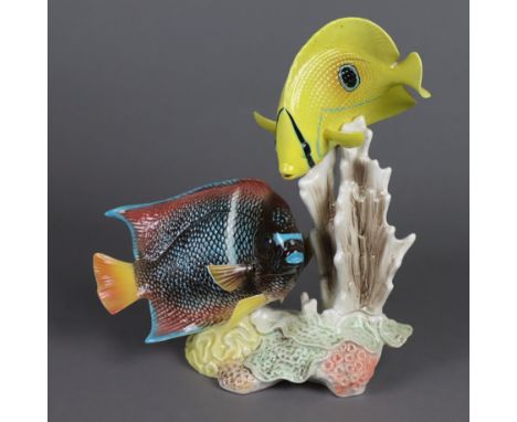 Tierfigur "Korallenfisch-Gruppe" - Goebel, Entwurf von Gerhard Skrobek (1922-2007), Porzellan, polychrom bemalt, naturalistis