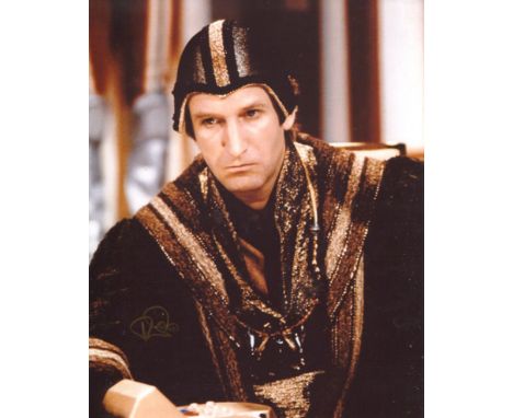 Doctor Who 8x10 photo signed by actor Paul Jerricho as The Castellan. Good condition Est.