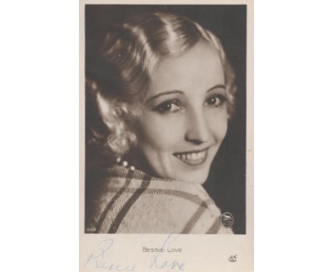 Bessie Love signed 5x4 vintage black and white photo. Bessie Love (born Juanita Horton; September 10, 1898 - April 26, 1986) 