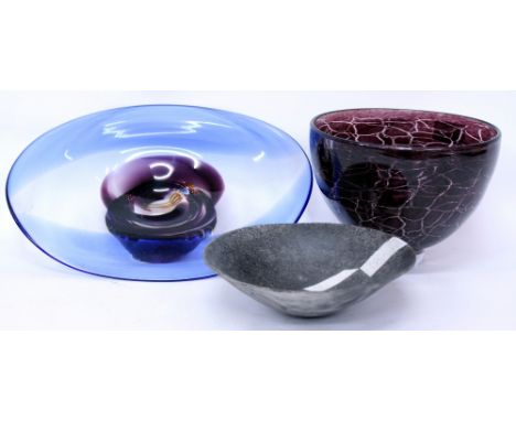 A CAITHNESS FREESTYLE BOWL OR DISH by John Christie, limited edition No. 135/250, a purple crackle glazed Studio glass bowl a