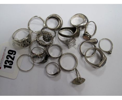 A Collection of Assorted Rings, including "925", Modernist style with oval cabochon, cameo ring, etc.