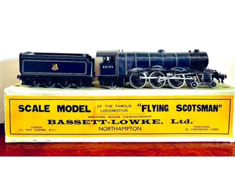 BASSETT-LOWKE FLYING SCOTSMAN 'O' GAUGE, DC ELECTRIC 5310/0, BLUE LIVERY, IN ORIGINAL BOX