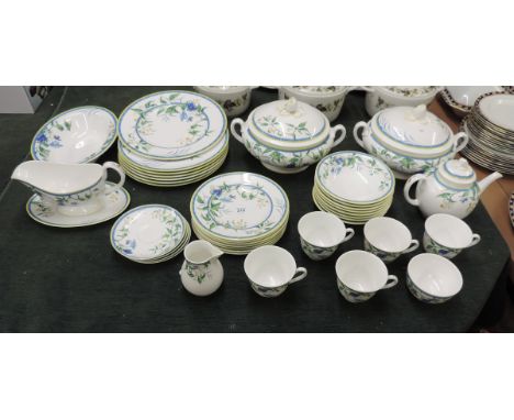 Royal Worcester dinner service - Pasrorale pattern 
