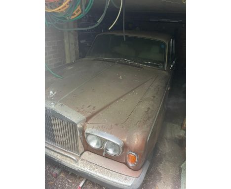 Fabulously original ‘garage find’ example of the seldom seen Silver Wraith II in remarkably good condition. Offered without R