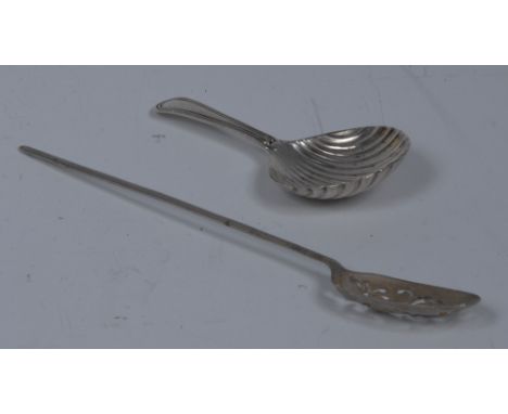 A George III silver caddy spoon, shell shaped bowl, threaded border, 8cm long, Joseph Barnard,London 1791; an 18th century mo