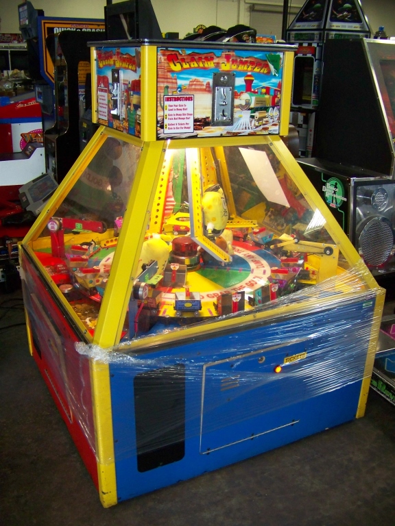 CLAIM JUMPER TICKET REDEMPTION GAME BENCHMARK; Item is in used