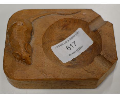 A CARVED WOODEN ASHTRAY IN THE STYLE OF THE MOUSEMAN, ROBERT THOMPSON  