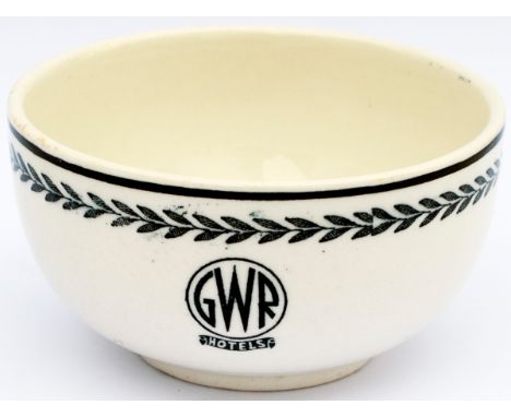 GWR HOTELS black leaf pattern china finger bowl, base marked VITRESOL J & G MEAKIN ENGLAND. In excellent condition measuring 