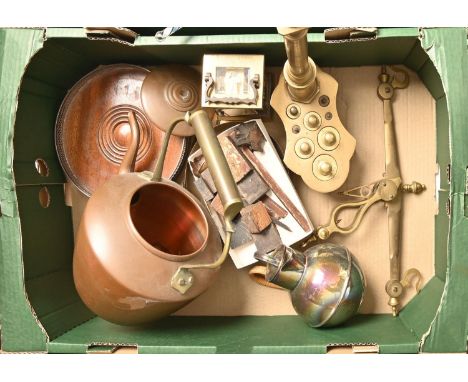 Miscellaneous metalware, including early 20th c brass beam scales, brass carriage clock, etc  