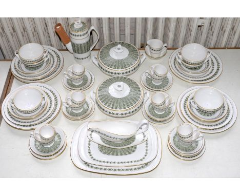 A Spode bone china Provenance pattern dinner service, printed mark  Good condition. Please note not every piece has been indi