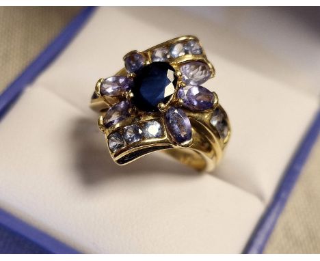 9ct Gold Pale Tanzanite &amp; Blue Topaz Dress Ring, size k+0.5 &amp; 4.5g