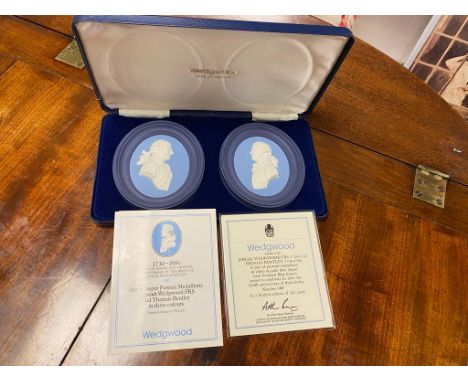 Pair of Boxed Wedgwood Portrait Medallions Approx 12cm x 10cm of Josiah Wedgwood FRS(1730-1795) and Thomas Bentley (1730-1780