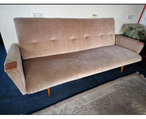 Good Quality Retro 1970's Day Bed Lounge Sofa w/storage