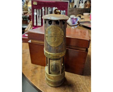 No 3 Hailwoods Approved Miners Lamp