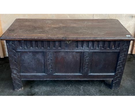 18th/19th century trunk, the rectangular lift up top, above a carved base raised on block legs [71X131X55cm] 