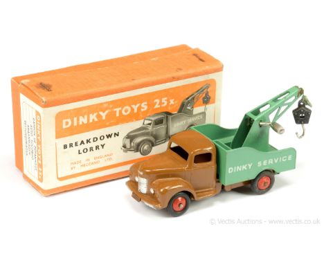 Dinky 25x Commer Breakdown Lorry - dark brown cab and chassis, green back and jib with white "Dinky Service" on sides, silver