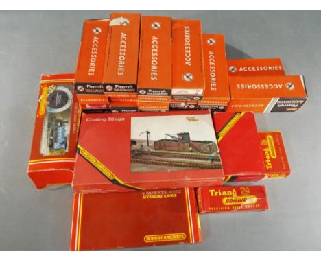 Playcraft, Hornby, Triang  - A boxed Hornby OO Gauge Caledonian 'Pug' Class 0-4-0 Saddle Tank Engine in Very Good condition i