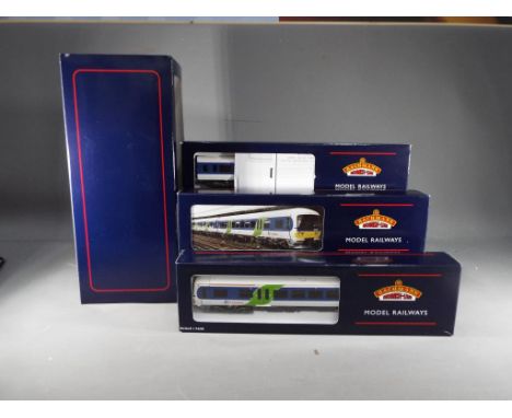 Bachmann Branch Line - an OO gauge boxed pack, 166 Turbo 4-car DMU 'Thames Trains' # 31-026, appears mint in box