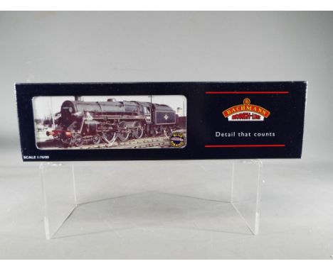 Bachmann Branch Line - an OO gauge BR standard class 5MT locomotive and tender 4-6-0, op no 73082, black livery, # 32-502, ap