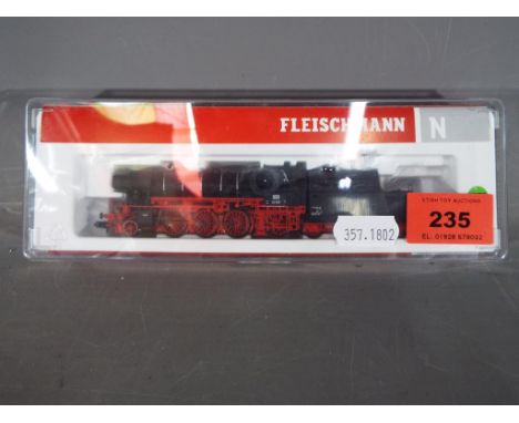 Fleischmann - A Fleischmann N gauge Piccolo steam locomotive # 712383. Model appears M in original packaging. 