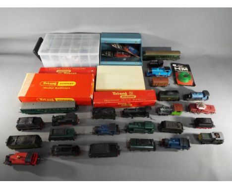 Hornby, Triang and others - A collection of predominately unboxed OO gauge locomotives and  rolling stock, with a quantity of