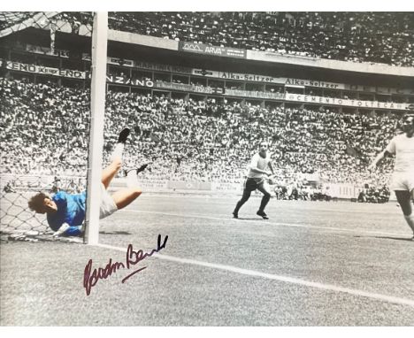 Football Gordon Banks signed 16x12 colourised photo picturing Banks making his legendary save from Pele during England v Braz