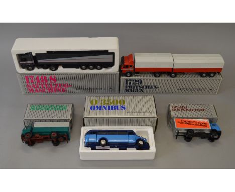 Five boxed NZG diecast Mercedes-Benz model vehicles, including  1729 and 1748S, both in 1:43 scale complete with mirrors (bag