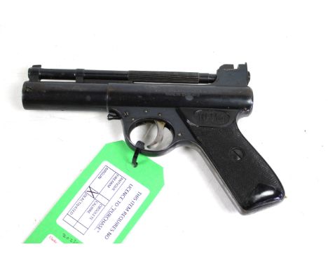 A Webley & Scott "Mark I" .177 Cal. post war air pistol 1946/58. Batch No. 542 in overall good condition and undamaged grips.
