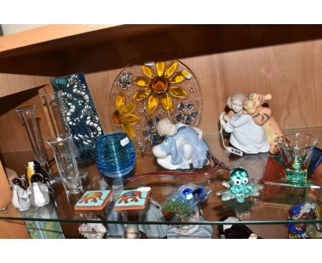 A GROUP OF CERAMICS AND GLASS WARE, to include Nao Disney Collection Tigger and Eeyore figures, three fused glass panels, an 
