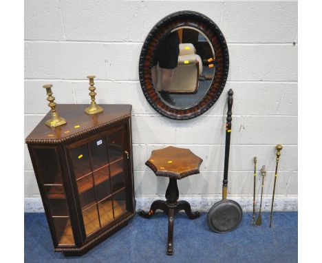 A 20TH CENTURY MAHOGANY CORNER CUPBOARD, with a single glazed door, width 69cm x depth 47cm x height 93cm, a reproduction tri