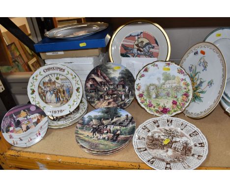 A GROUP OF FOURTEEN COLLECTOR'S PLATES, comprising  a boxed Ferro Corporation 75th Anniversary plate 1919-1994, a Ferro speci