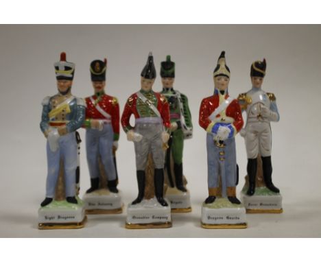 A COLLECTION OF CERAMIC SOLDIER FIGURES IN PERIOD MILITARY COSTUME (6)