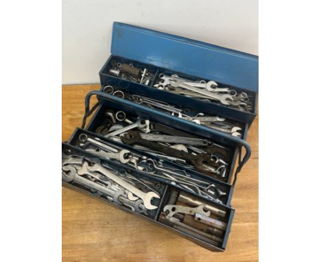 BDS canter lever metal toolbox with various spanners etc 
