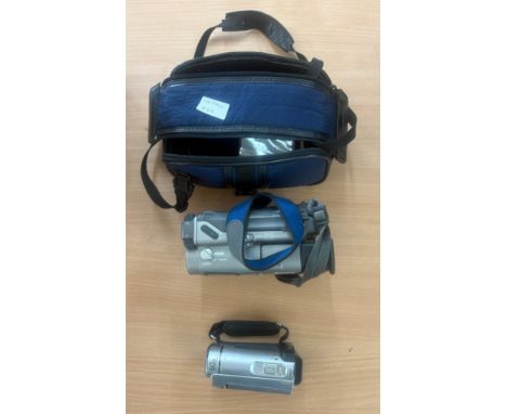 Hand held sony handycam video hi8 camcorder