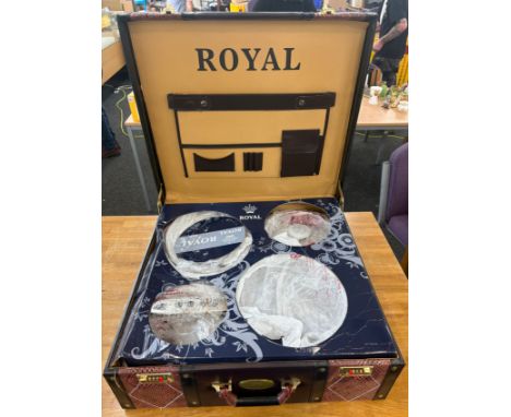 Cased set brand new Royal cased induction cooking pans 