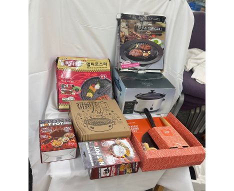 Selection of cooking items to include a stove top grill, slow cooker, hot pot etc