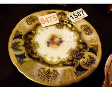 Royal Worcester 1920s fruits plate, dia 15.5 cm 